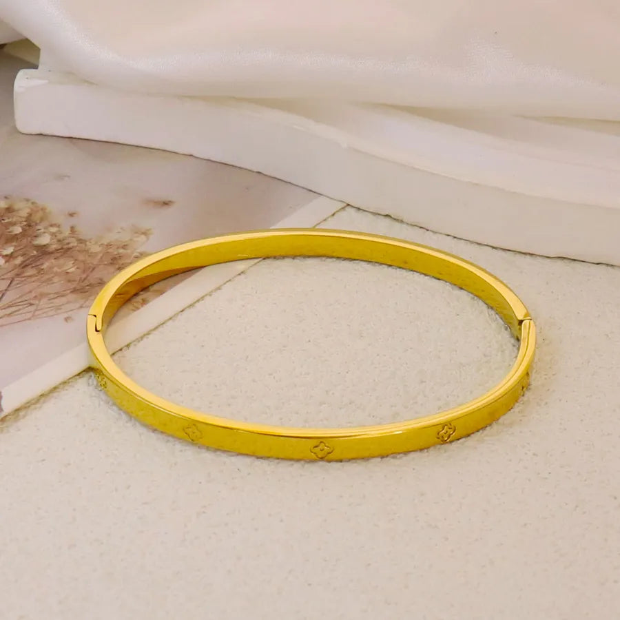 18K Gold Plated Zircon Hollow Stainless Steel Bracelet Average Size Gold 367