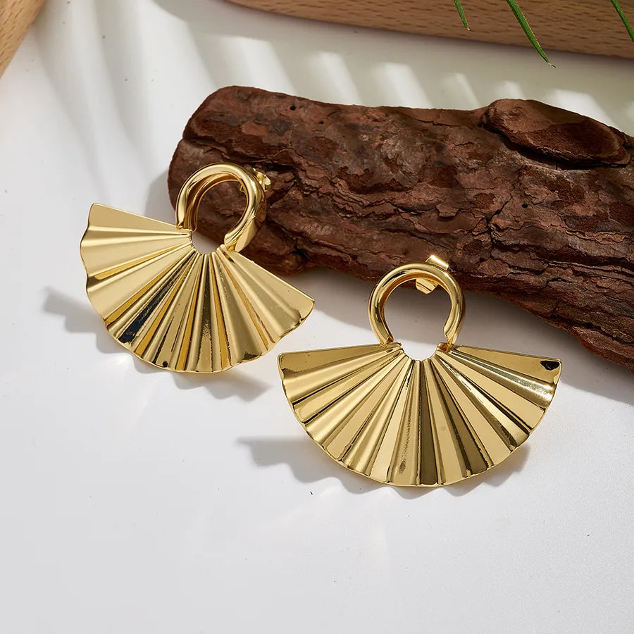 Geometric Petal Fan Earrings with Imitation Pearl Needle Thickness: 0.8mm C (45x55.5mm) 1 Pair Package