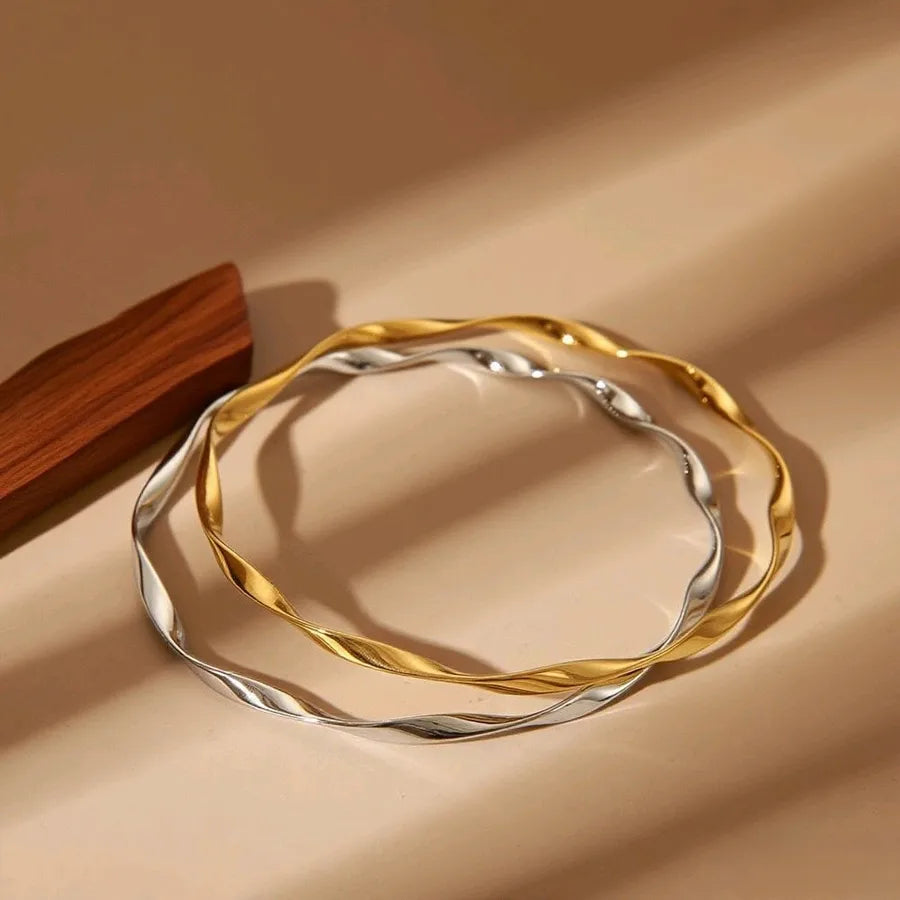 Titanium Steel Mobius Bracelet for Women