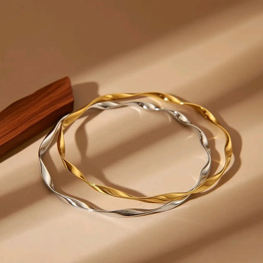 Titanium Steel Mobius Bracelet for Women