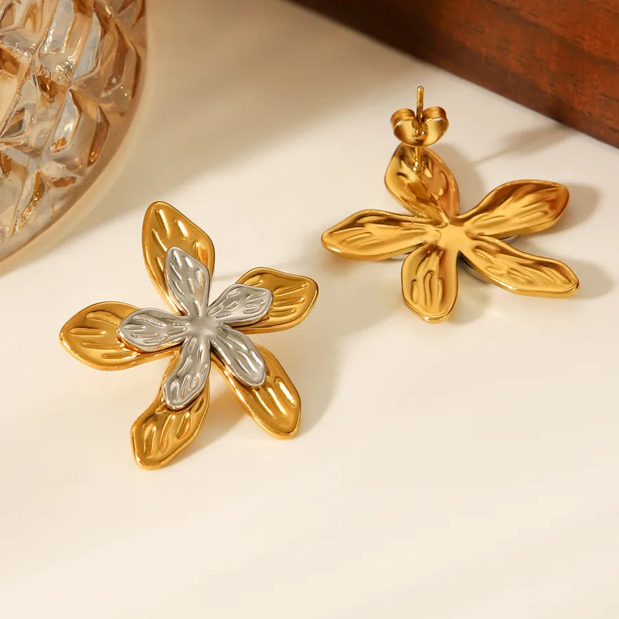 Five-Petal Flower Earrings – Gold & Silver