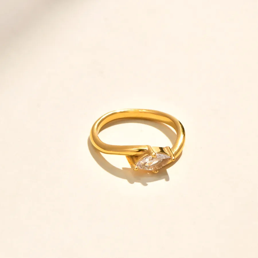 18K Gold Butterfly Knot Titanium Ring