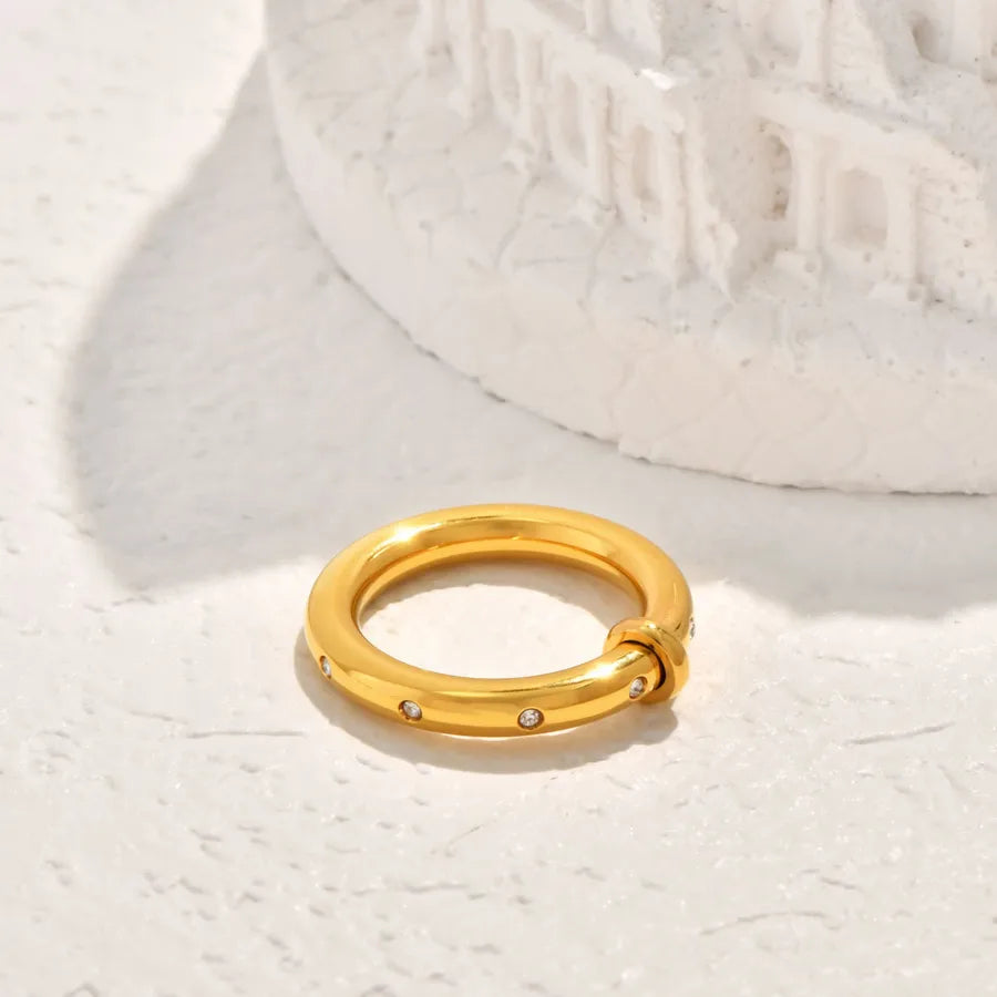 18K Gold Plated Hollow Chain Zircon Ring