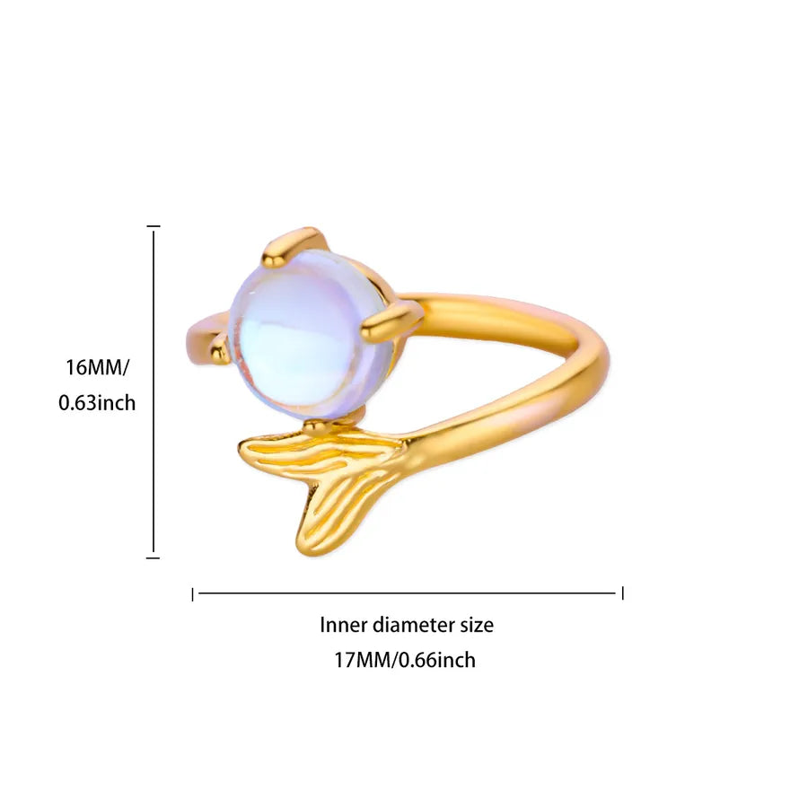 Elegant 18K Gold Zircon Fish Tail Ring