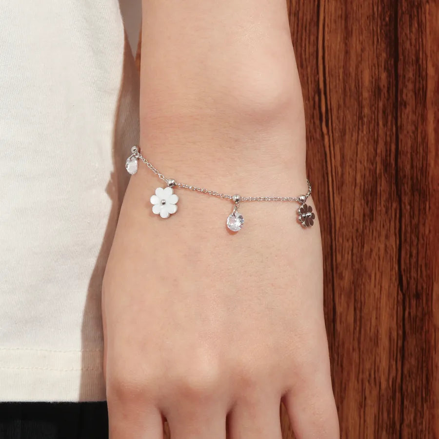 18K Gold Sunflower Pendant Necklace