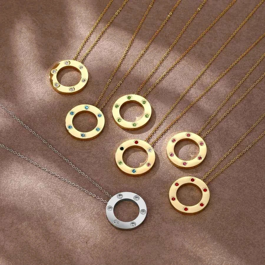 18K Gold Star Pendant Necklace for Women