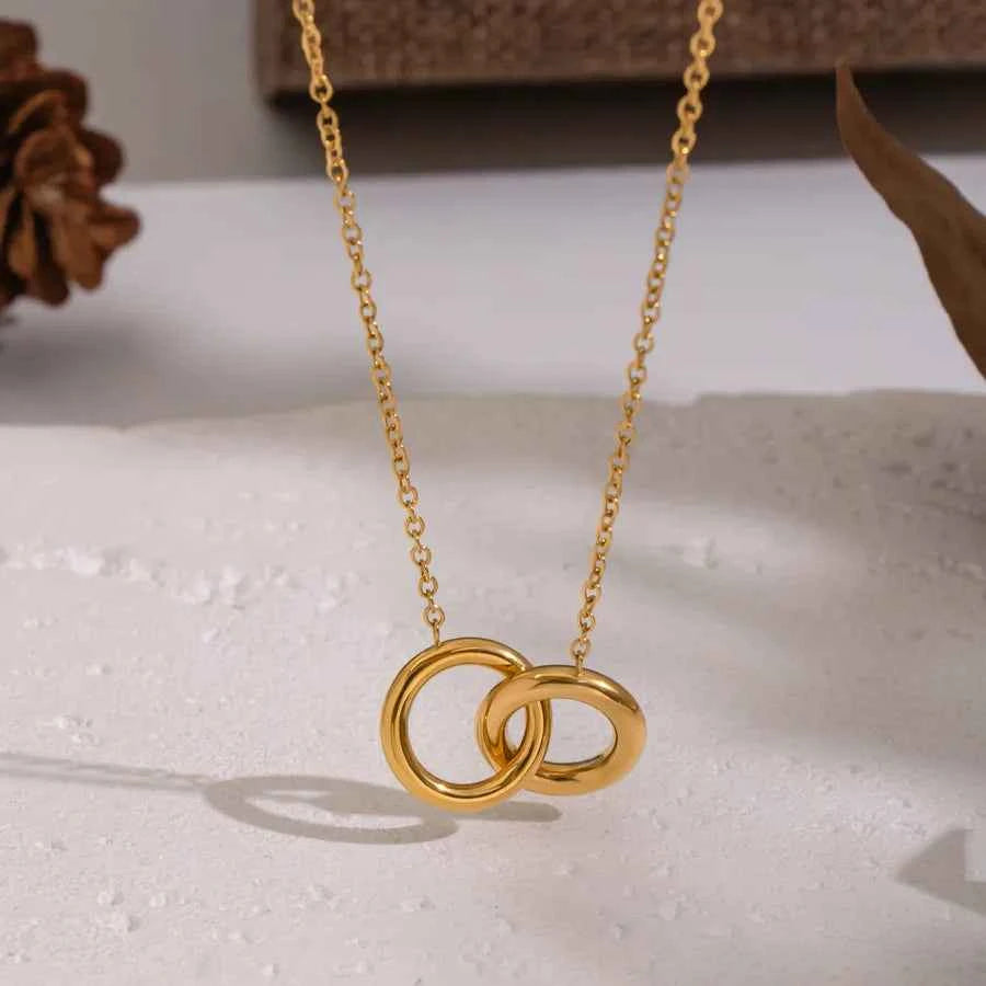 18K Gold Plated Interlocking Circle Necklace