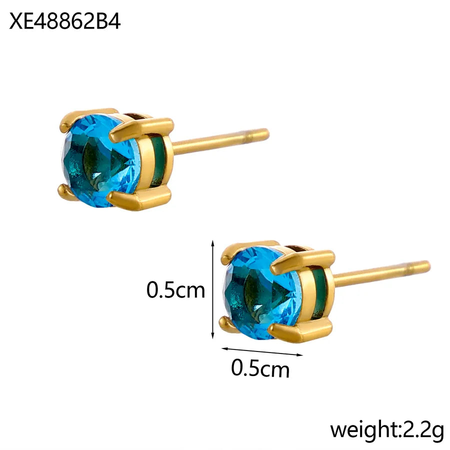 18K Gold Plated Geometric Titanium Steel Necklace One Size XE48862B4 9*9*1