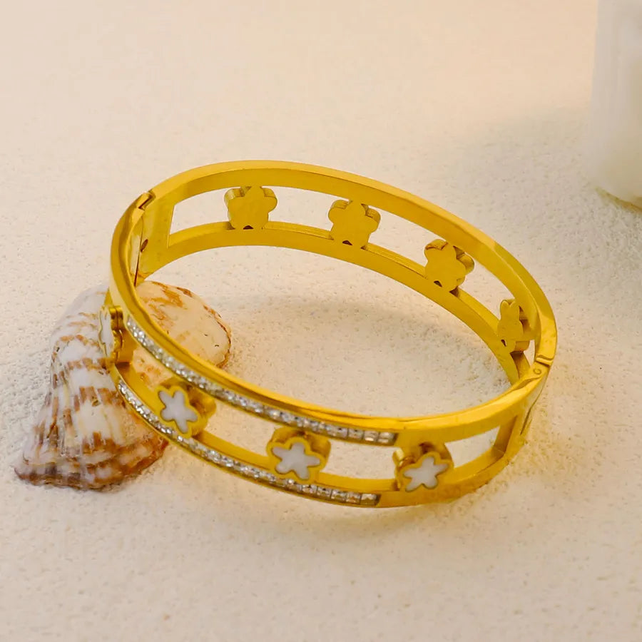 18K Gold Plated Zircon Hollow Stainless Steel Bracelet Average Size Gold Style 19