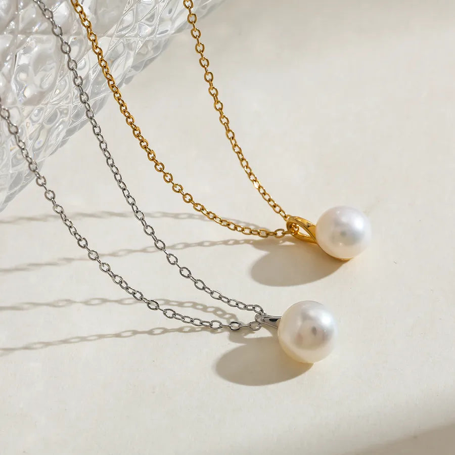 Elegant Natural Pearl Necklace with Gold Plated Chain