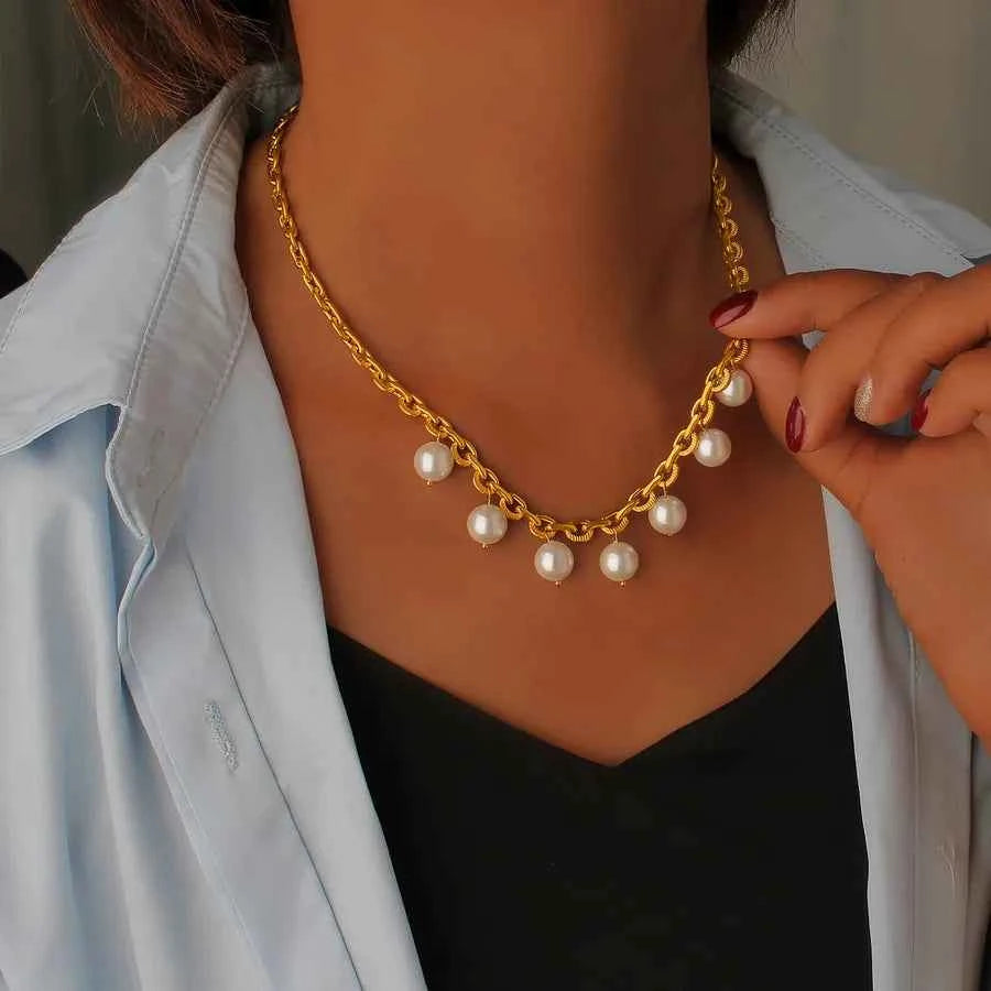 Gold Geometric Tassel Pearl Pendant Necklace