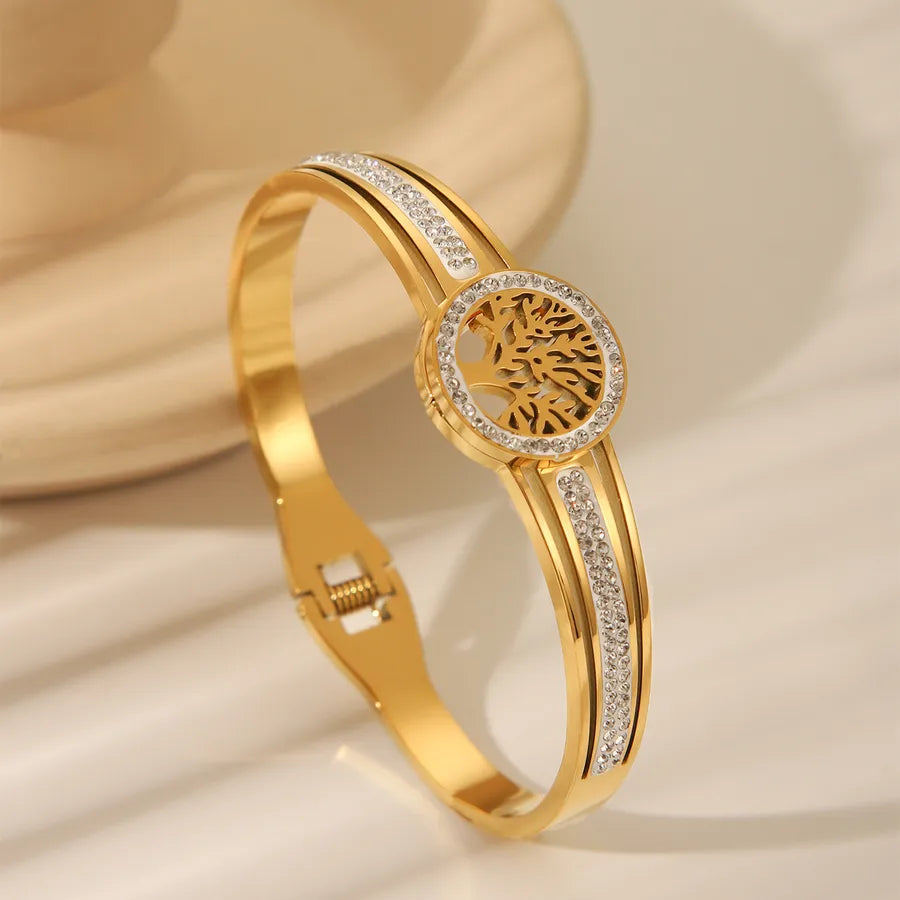 18K Gold Butterfly Bangle Bracelet W755