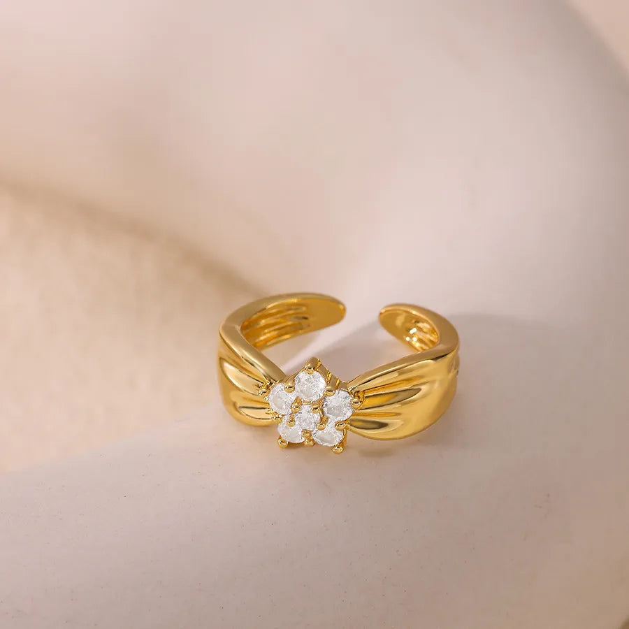 Elegant Heart-Shaped Zircon Ring for Women