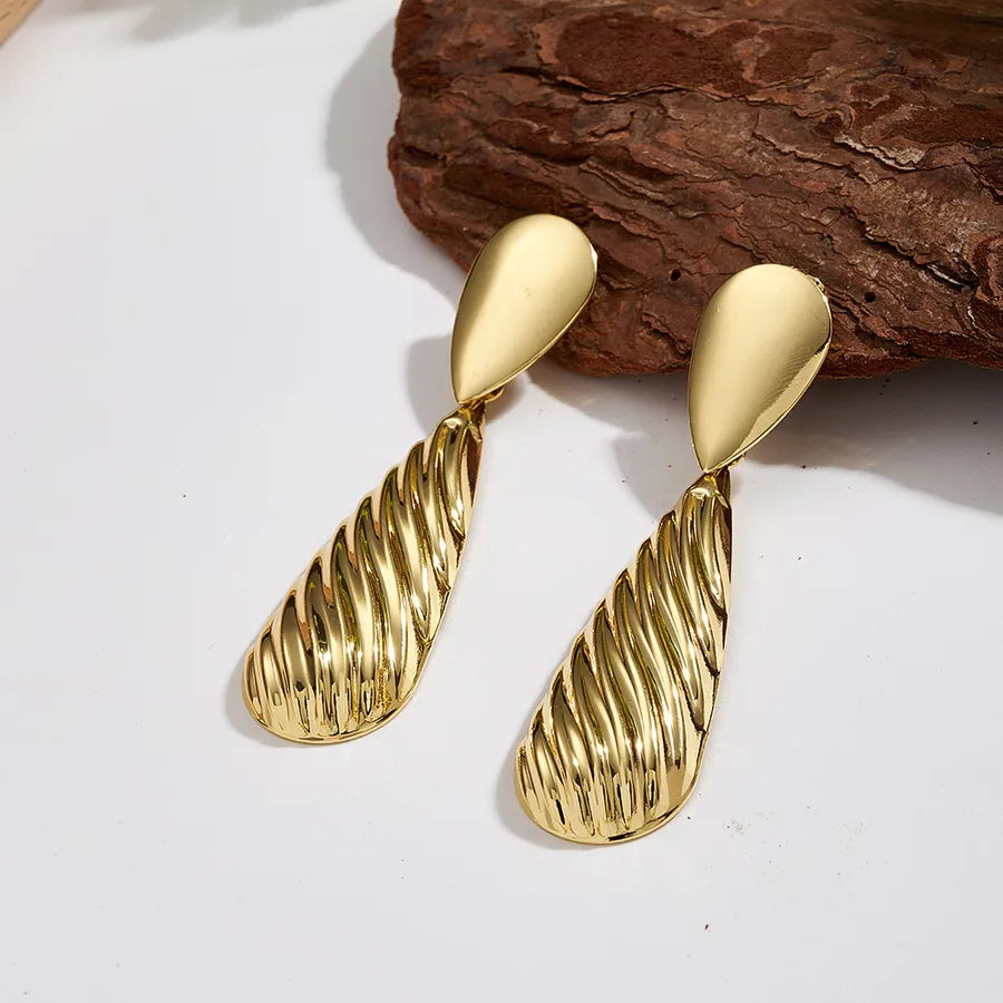 Gold Geometric Stainless Steel Earrings Needle Thickness: 0.8mm D（67x17.5mm） 1 Pair Package