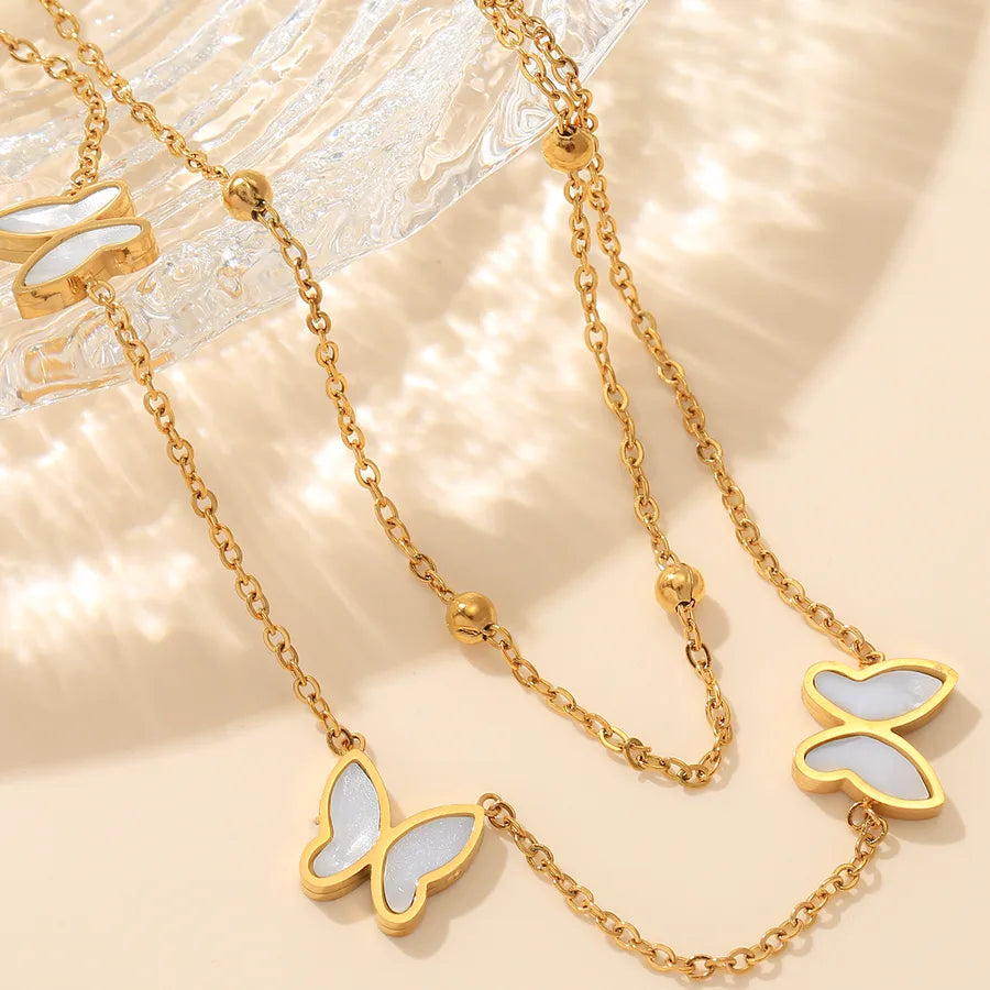 18K Gold Butterfly Pendant Necklace Gold wh