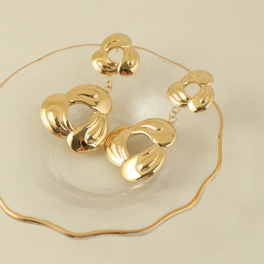 Retro Gold Plated Leaf Stud Earrings Gold Style 1