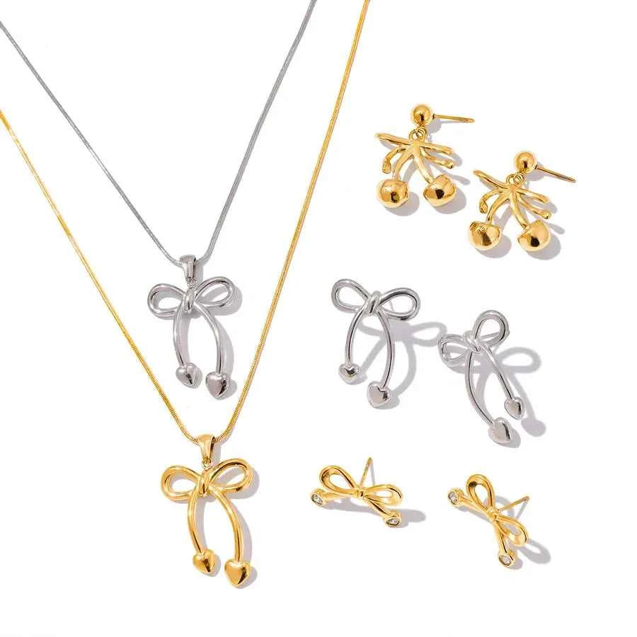 18K Plated Waterproof Geometric Pendant Necklace