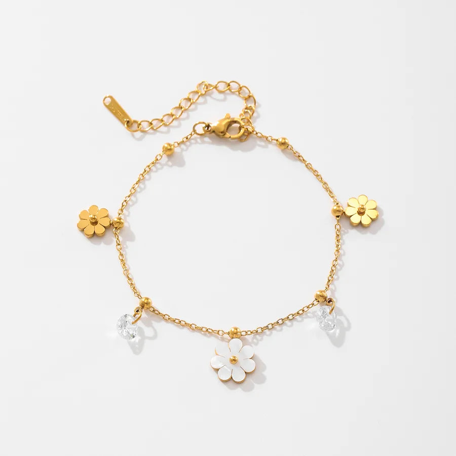 18K Gold Sunflower Pendant Necklace Gold