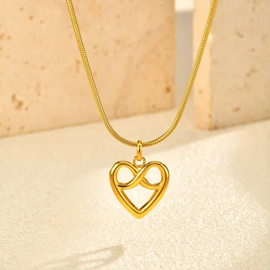 18K Gold Heart Infinity Pendant Necklace