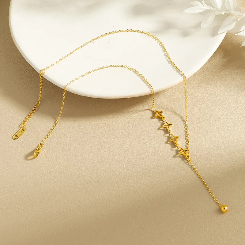 18K Gold Hollow Star Necklace for Women