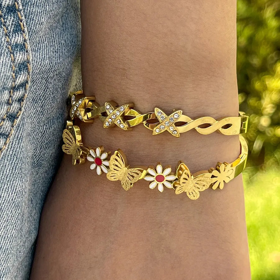18K Gold Plated Butterfly & Flower Bracelet