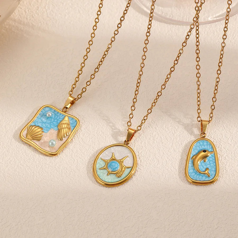 Gold Shell Pendant Necklace with Pearl Charm