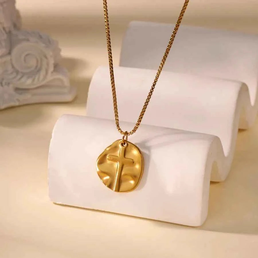 18K Gold Plated Cross Pendant Necklace for Women