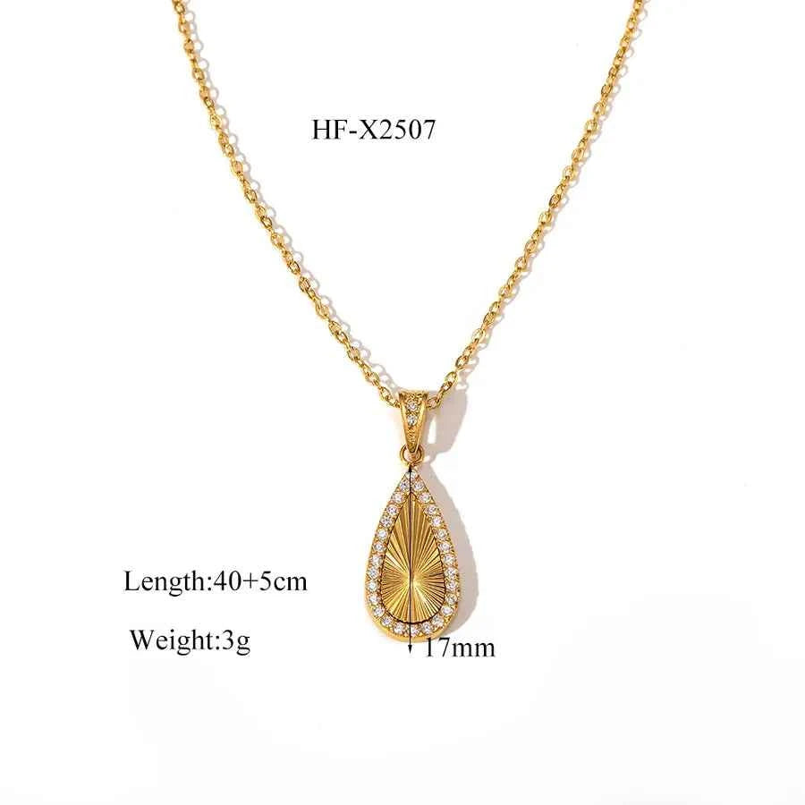 18K Gold Plated Geometric Heart Pendant Necklace