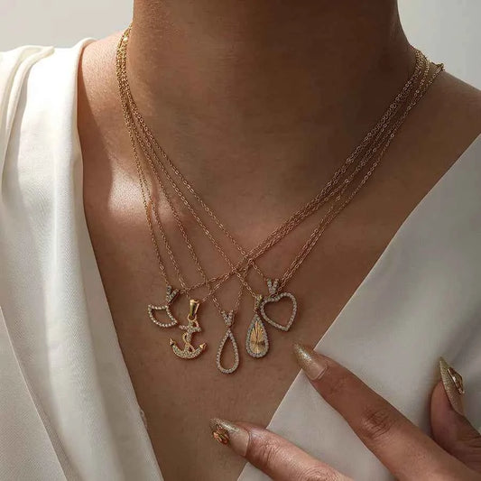 18K Gold Plated Geometric Heart Pendant Necklace