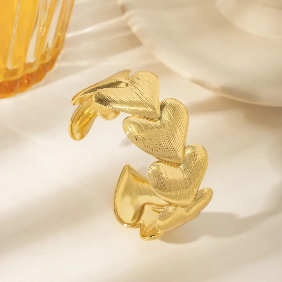 18K Gold Plated Stainless Steel Open Bangle Stainless Steel Electroplated 18k Real Gold Heart-shaped Open Bracelet Style 2