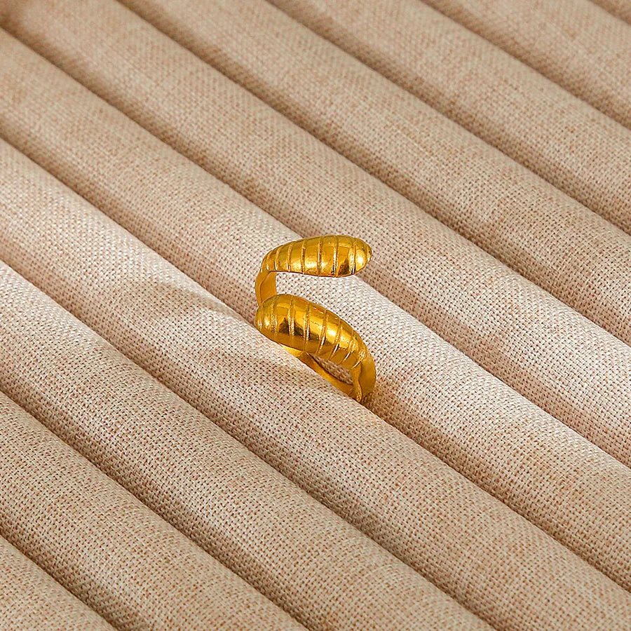 Heart Pattern Stainless Steel Ring 3