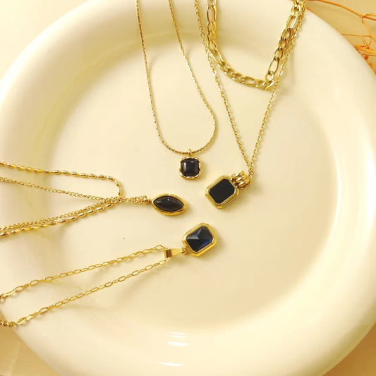 Vintage Gold Geometric Pendant Necklace for Women