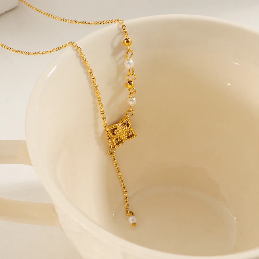 Gold Floral Heart Pearl Necklace