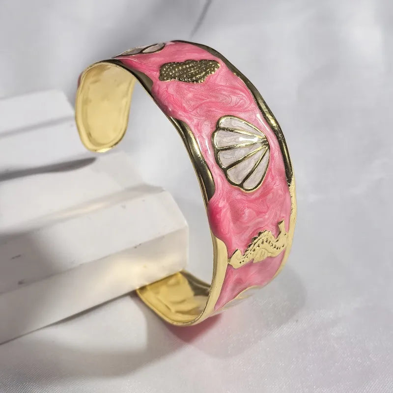 Gold Starfish & Shell Stainless Steel Bangle White Shell