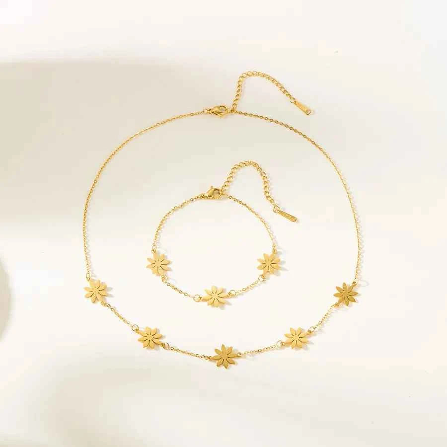 Stainless Steel Daisy Jewelry Set for Women