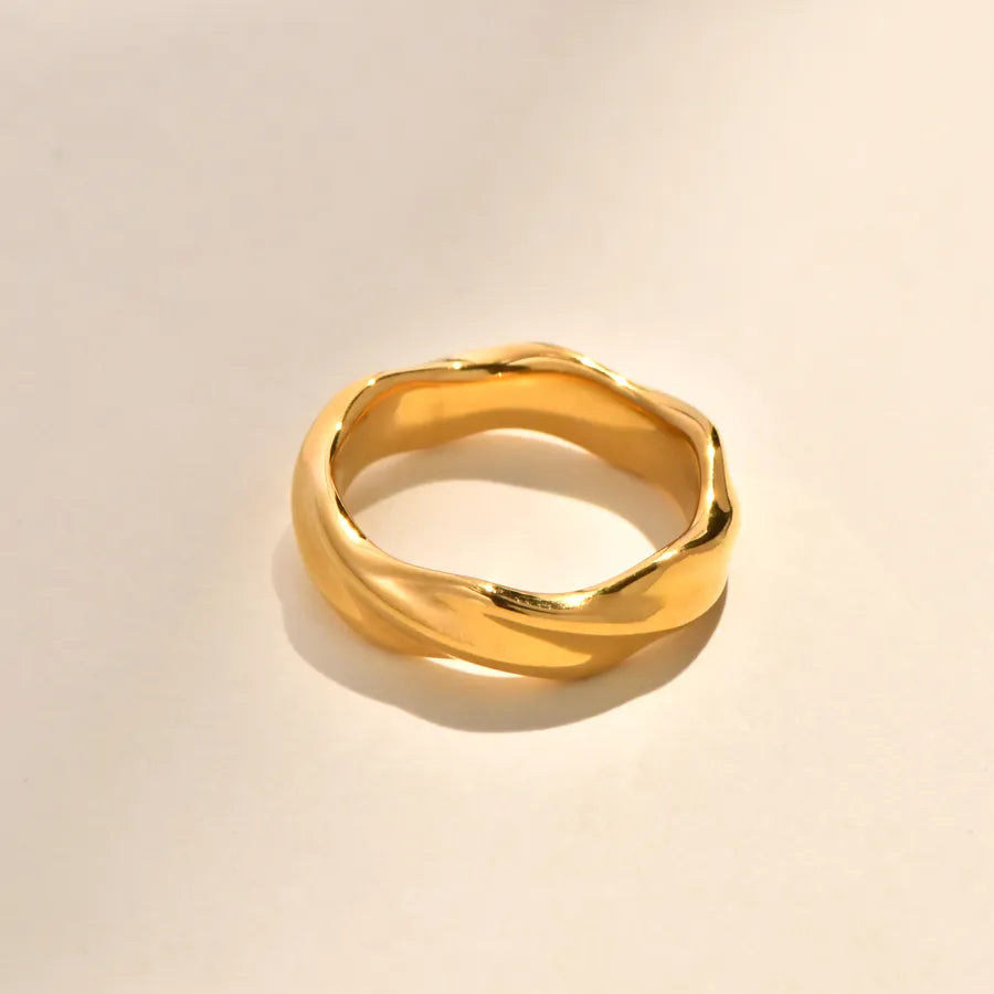 Elegant Gold Plated Zirconia Rotating Ring