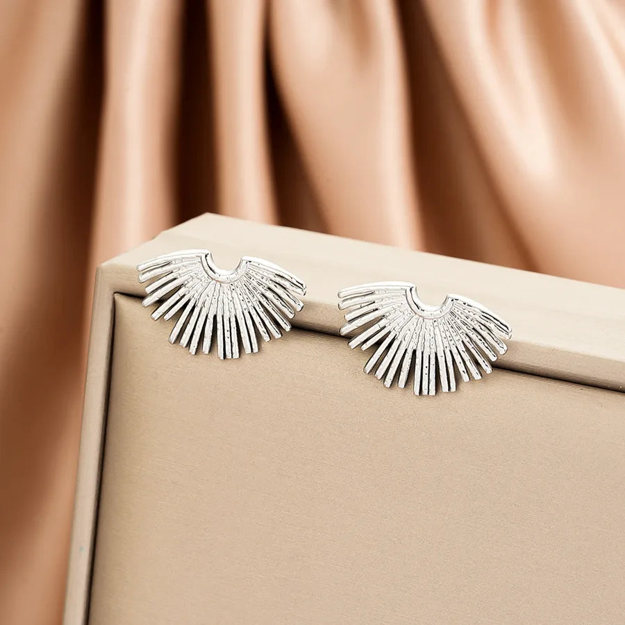 Irregular 18K Gold Plated Stainless Steel Earrings E1404-B (a Pair of Silver Ear Studs)