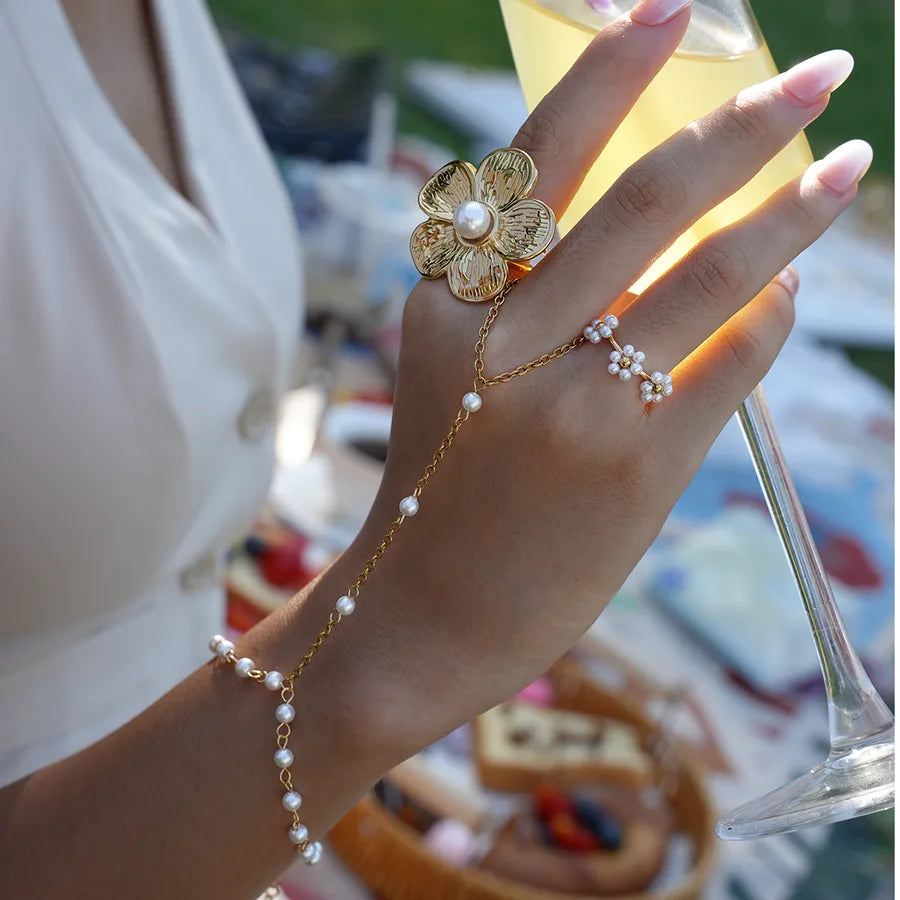 18K Gold Plated Flower Ring with Pearl Inlay