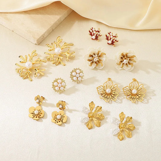 Vintage Coral Flower Shell Earrings - 18K Gold