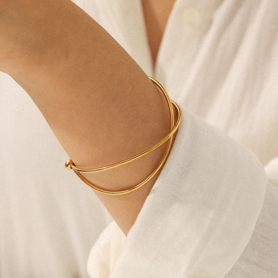 18K Gold Plated Stainless Steel Line Bangle