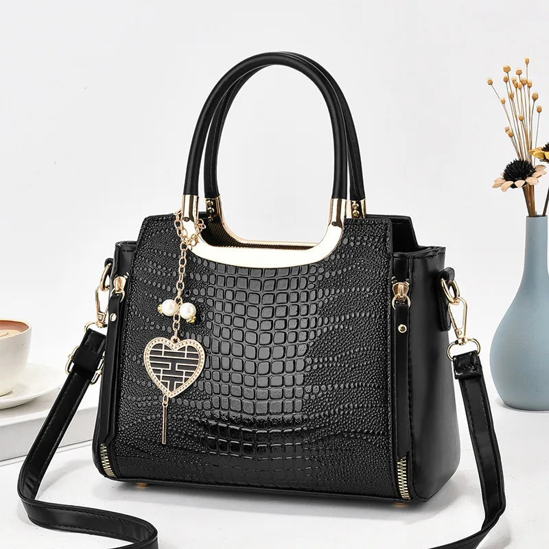 Stylish Croc-Pattern PU Shoulder Bag Black