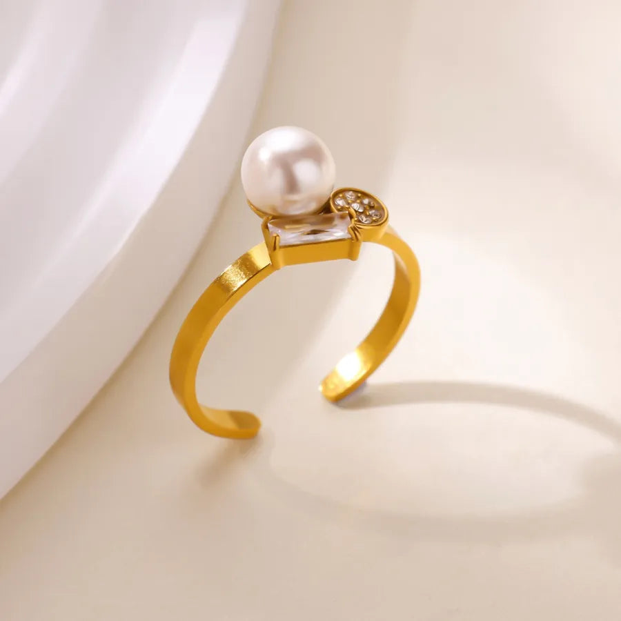 Gold Stainless Steel Wave Ring with Pearl & Zircon