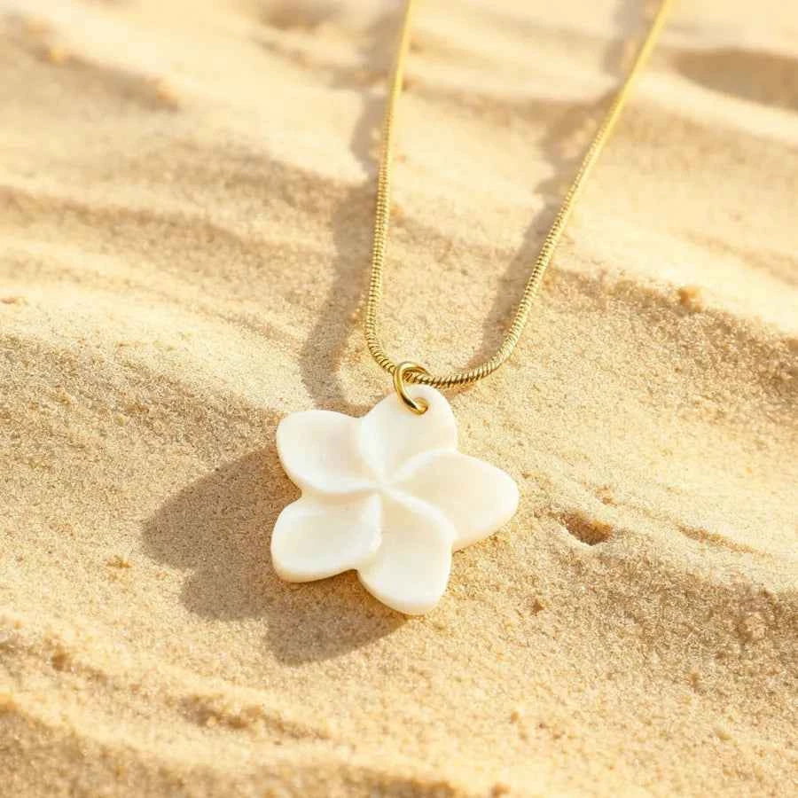 18K Gold Plated Stainless Steel Flower Necklace