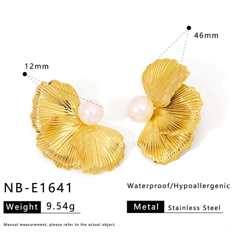 18K Gold Plated Pearl Petal Earrings Average Size NB–E1641