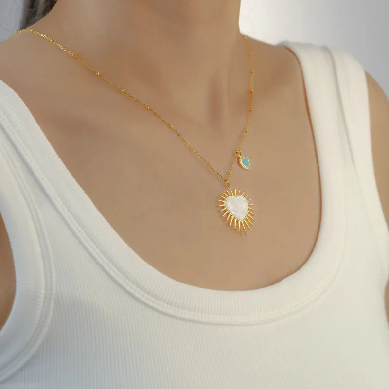 Retro Shell Heart Sunflower Pendant Necklace