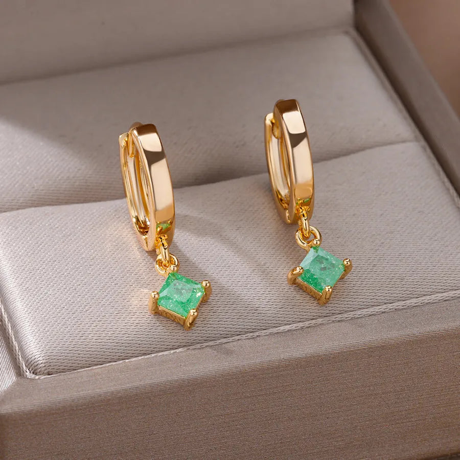 Elegant Geometric Flower Stud Earrings