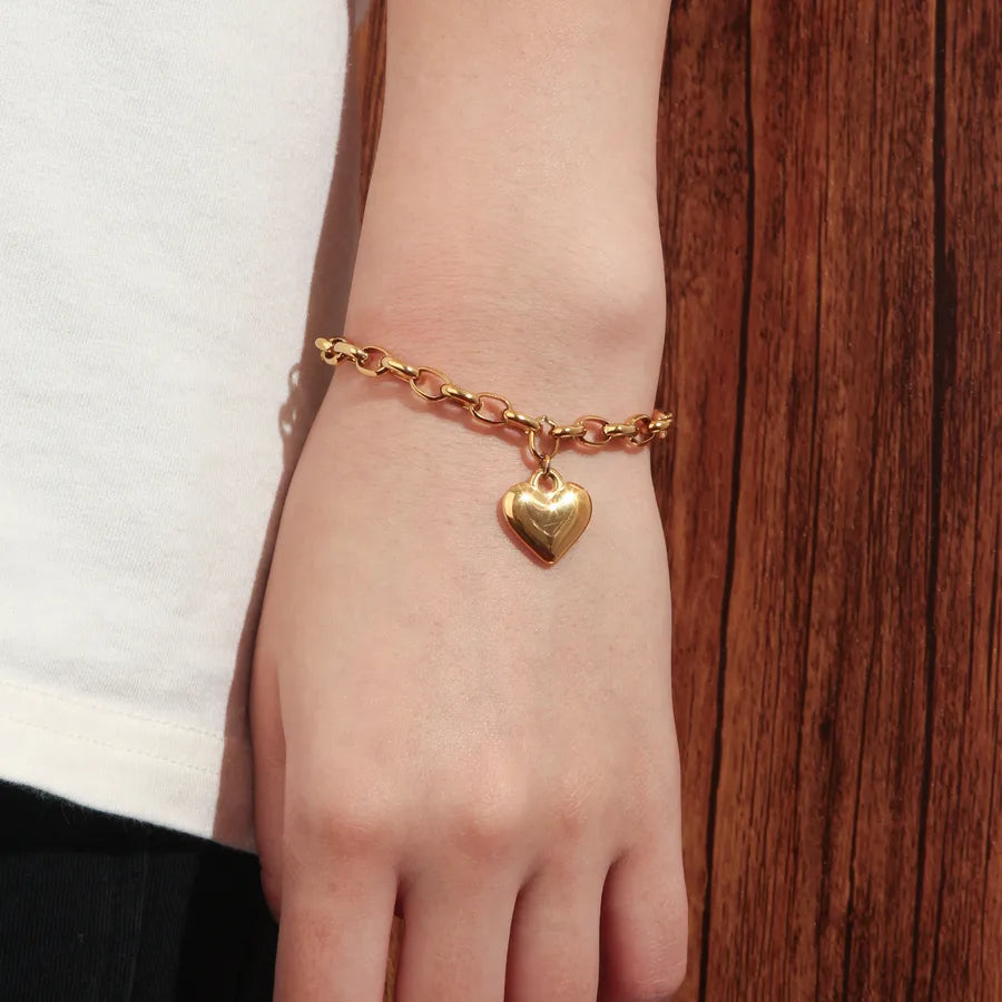 Gold Heart Pendant Chain Bracelet for Women
