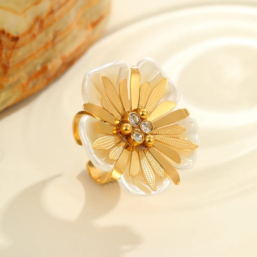 Colorful Flower Pearl Ring – Gold Stainless Steel