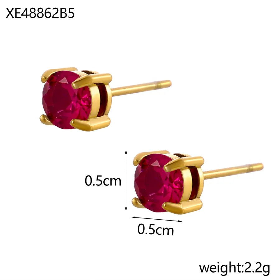 18K Gold Plated Geometric Titanium Steel Necklace One Size XE48862B5 9*9*1