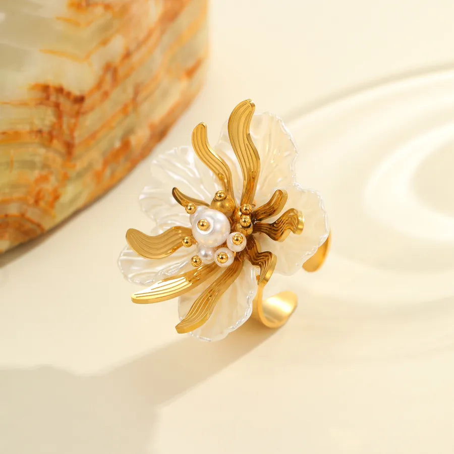Colorful Flower Pearl Ring – Gold Stainless Steel